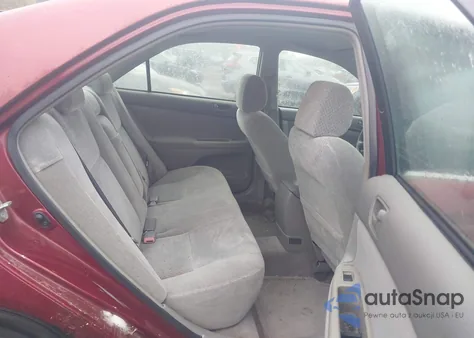 2002 Toyota Camry Le from USA, damaged, VIN 4T1BE32K02U558576